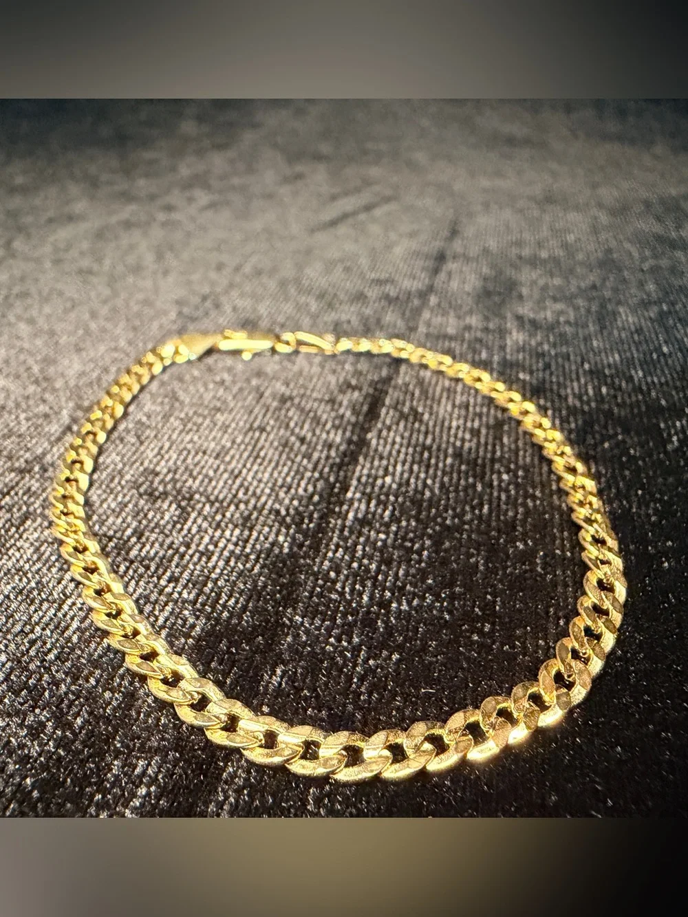 Cuban 8in 4MM 14K Stamped Gold Filled Bracelet Everyday Wear Piece. Beautiful.